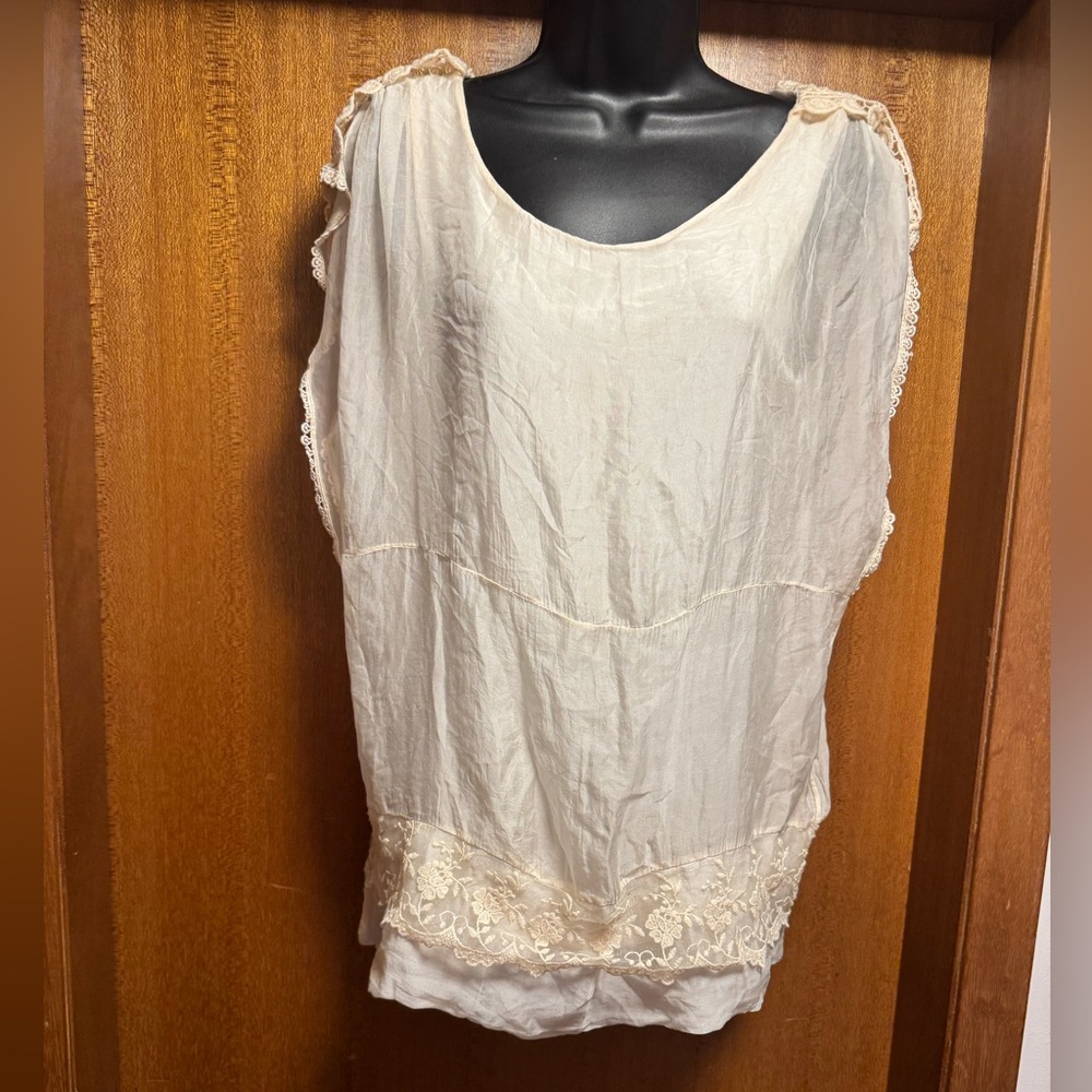 Angel Cream Ruffled Tank Top